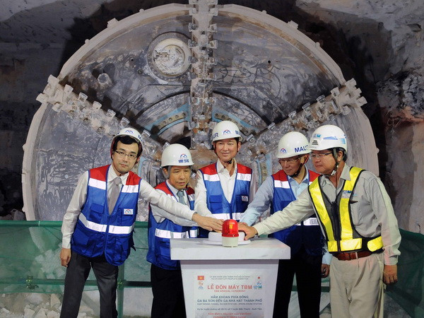 Thành phố Hồ Chí Minh: Đón máy khoan hầm TBM tuyến metro số 1 ảnh 1