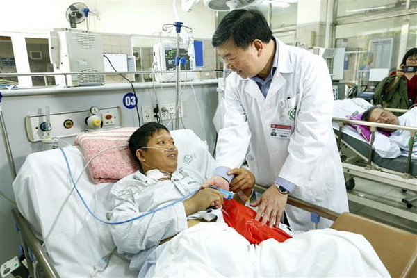 Hỗ trợ người bệnh đón tết đầm ấm, đầy yêu thương và nghĩa tình ảnh 2