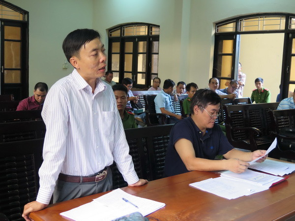 Tàu cá nằm bờ, doanh nghiệp đóng tàu phải đền bù cho ngư dân ảnh 1