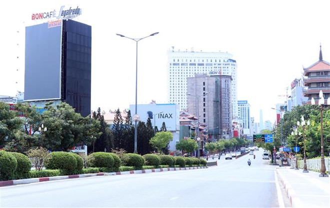 Giao thông TPHCM thông thoáng, các bến xe vắng lặng ảnh 2