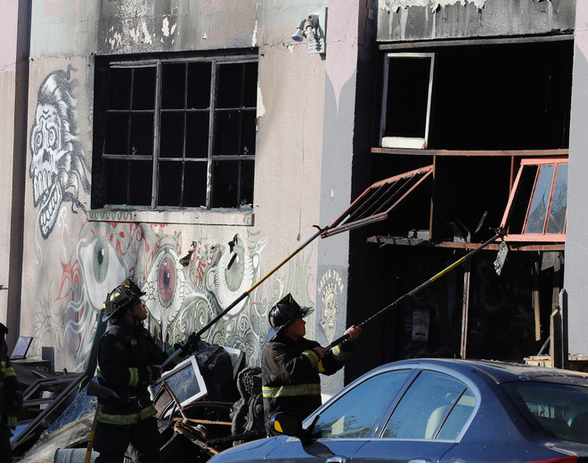 Mỹ: 40 người có thể đã thiệt mạng trong một vụ cháy kinh hoàng ảnh 1