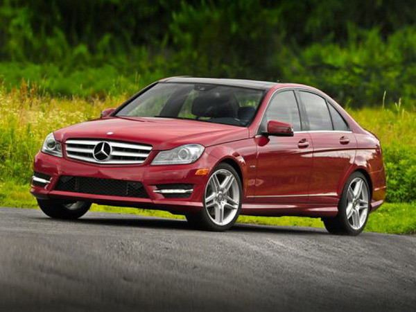 Mercedes-Benz không dùng động cơ 3 xylanh cho RWD ảnh 1