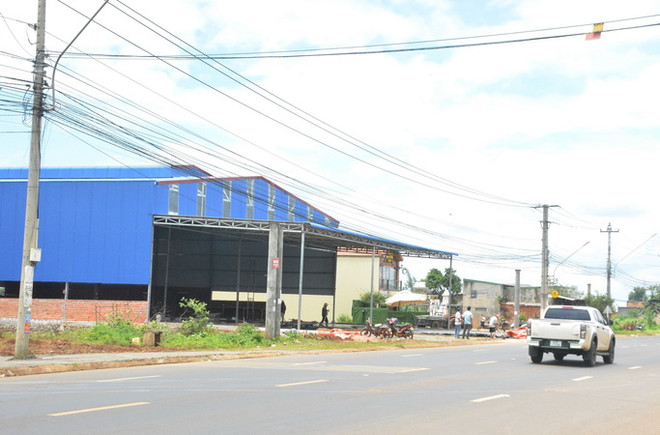 "Loạn" xây dựng kho, vựa thu mua sầu riêng tại tỉnh Đắk Lắk ảnh 2