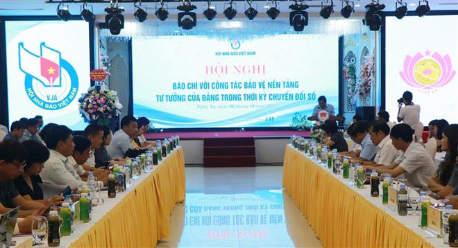 Báo chí với bảo vệ tư tưởng của Đảng trong thời kỳ Chuyển đổi Số ảnh 1