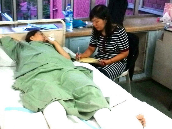 Ban liên lạc Cộng đồng giúp đỡ 1 phụ nữ Việt bị tai nạn tại Malaysia ảnh 1