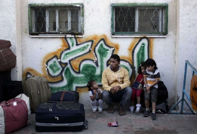 Ai Cập quyết định tạm thời mở lại cửa khẩu với Dải Gaza ảnh 1