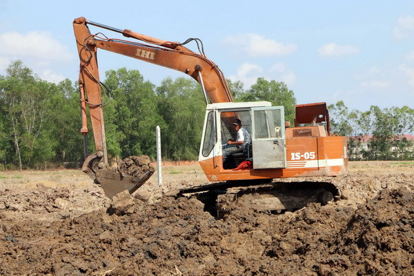 Vụ san lấp trái phép tại Kon Tum: Làm rõ trách nhiệm liên quan ảnh 1