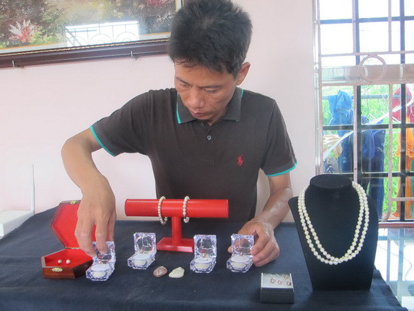 Ninh Bình thực hiện nuôi cấy thành công ngọc trai nước ngọt ảnh 2