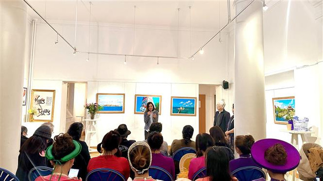 ttxvn_2011_yeu ha noi (3).jpg