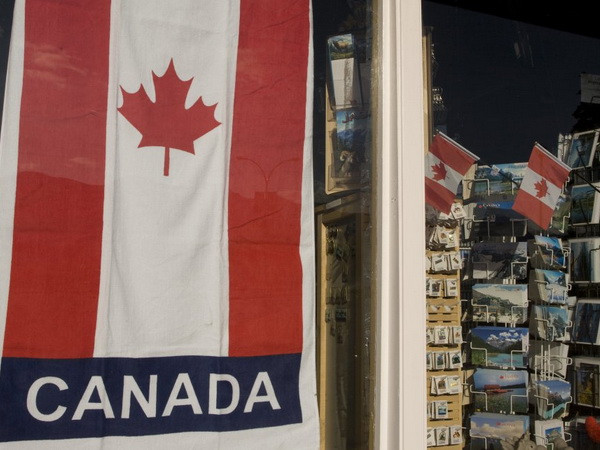 Canada từ chối yêu cầu của Mỹ về việc ngăn chặn hàng giả ảnh 1