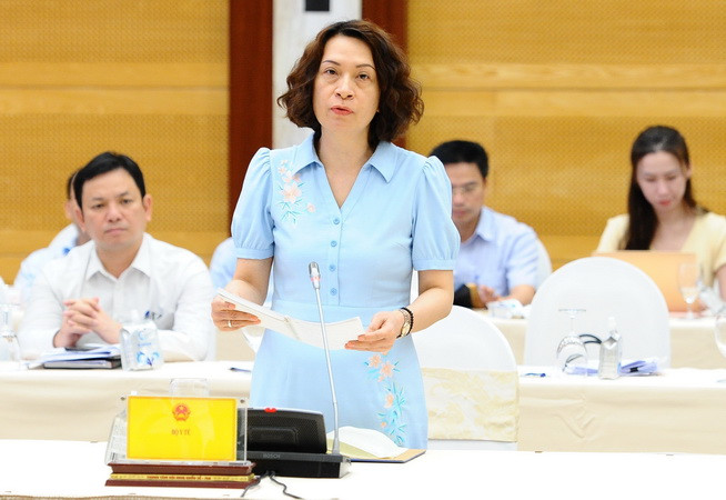 Tiêm vaccine COVID-19 đúng lịch, đủ liều để đảm bảo phòng, chống dịch ảnh 1