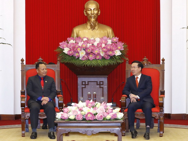 Thường trực Ban Bí thư tiếp đoàn Đại biểu Đoàn Thanh niên Lào ảnh 1