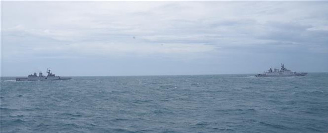 Tàu tên lửa của Lữ đoàn 167 huấn luyện chung với Hải quân Ấn Độ ảnh 2