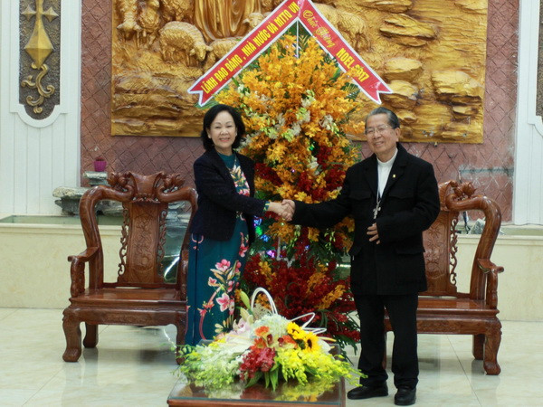 Trưởng ban Dân vận Trung ương thăm, chúc mừng Giáo phận Thái Bình ảnh 1