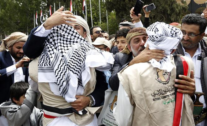 Houthi trả tự do cho chỉ huy quân Chính phủ Yemen sau 8 năm giam giữ ảnh 1