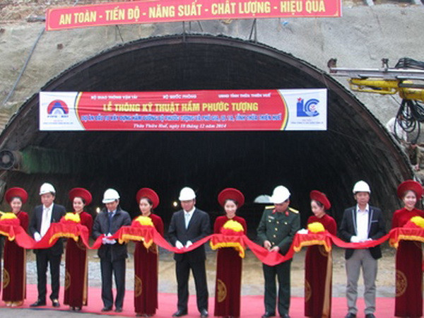 Xuân về trên công trường thi công hầm Phước Tượng-Phú Gia ảnh 1