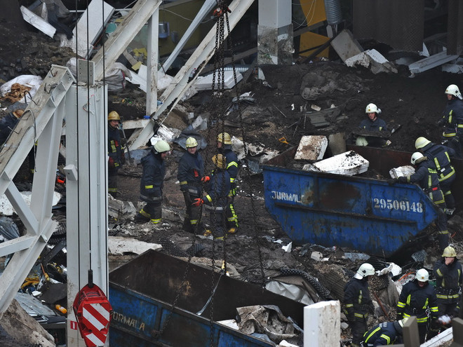 Latvia bắt giữ hai người liên quan vụ sập mái siêu thị năm 2013 ảnh 1