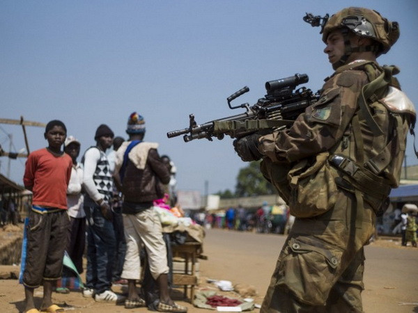 Nhiều nước EU khẳng định không gửi quân tới Trung Phi ảnh 1