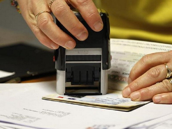 Mỹ hạn chế cấp thị thực tại các nước từ chối tiếp nhận người hồi hương ảnh 1