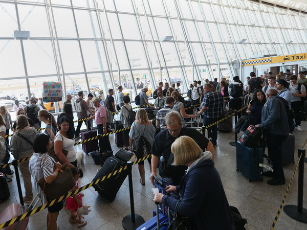 Chính phủ Mỹ bị kiện do khám xét thiết bị điện tử cá nhân ảnh 1