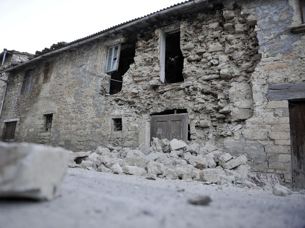 Chính phủ Italy công bố kế hoạch hỗ trợ người dân sau động đất ảnh 1