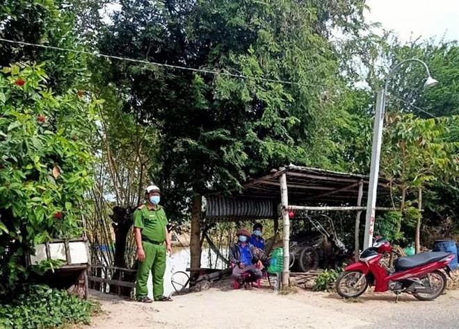 Phạt 15 triệu đồng hai đối tượng trốn khỏi khu cách ly tập trung ảnh 1