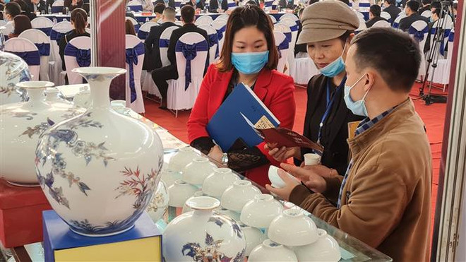 Đẩy mạnh xúc tiến thương mại biên giới Việt Nam-Trung Quốc ảnh 3