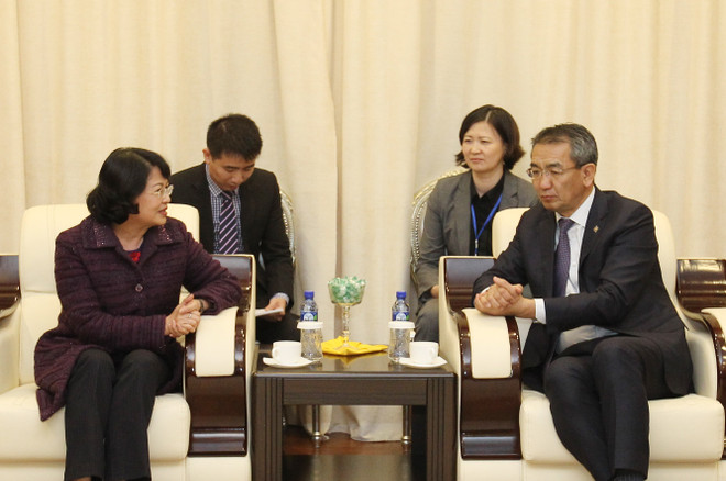 Phó Chủ tịch nước Đặng Thị Ngọc Thịnh bắt đầu thăm chính thức Mông Cổ ảnh 1