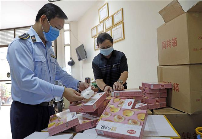 Quyết tâm ngăn chặn thực phẩm bẩn trong dịp Tết Trung Thu ảnh 1