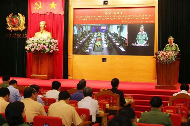 Quang cảnh Hội nghị. (Ảnh: Doãn Tấn/TTXVN) Đảng ủy Công an TW quán triệt thực hiện các kết luận của Ban Bí thư ảnh 2