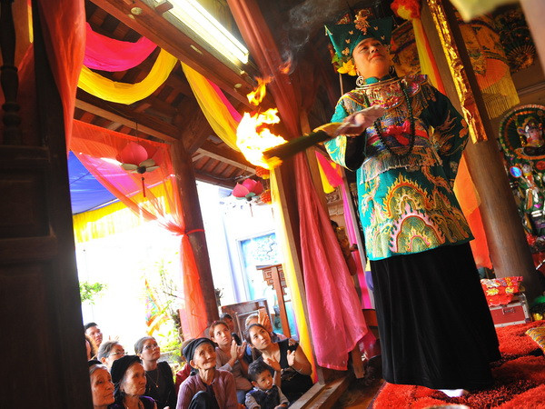 Lễ hội tôn vinh tín ngưỡng thờ Mẫu sẽ diễn ra tại đền Ỷ La ảnh 1