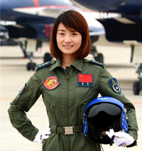 Yu Xu đã thiệt mạng khi máy bay của cô rơi ở Hà Bắc. (Nguồn: SCMP) Nữ phi công đầu tiên lái chiến đấu cơ J-10 của Trung Quốc tử nạn ảnh 1