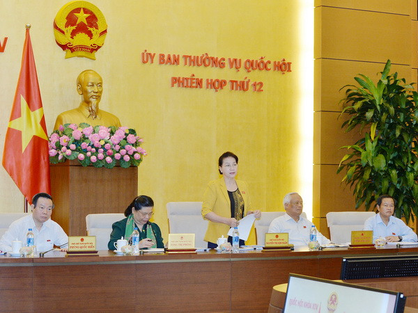 Bế mạc Phiên họp thứ 12 của Ủy ban Thường vụ Quốc hội khóa XIV ảnh 1
