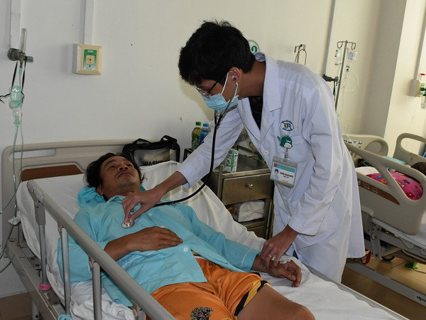 Cảnh báo liên tiếp các ca ngộ độc do ăn nấm mọc từ xác ve sầu ảnh 1