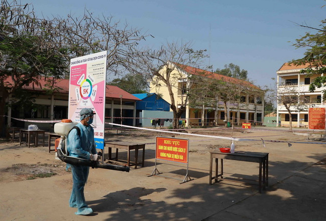 Việt Nam ghi nhận thêm 6 ca mắc COVID-19 mới trong 12 giờ qua ảnh 1