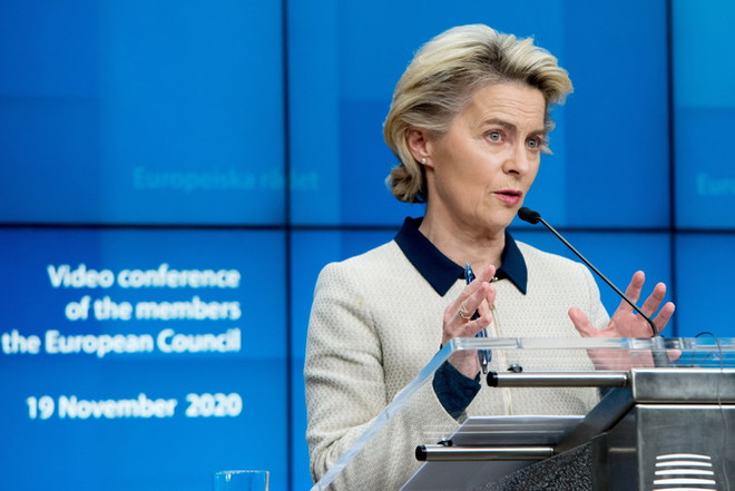 Chủ tịch Ủy ban châu Âu (EC) Ursula von der Leyen. (Ảnh: THX/TTXVN) Vấn đề Brexit: EU sẵn sàng cho kịch bản "không thỏa thuận" với Anh ảnh 1