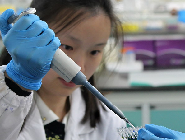 Trung Quốc bước đầu phát triển vắcxin ngừa virus H7N9 ảnh 1