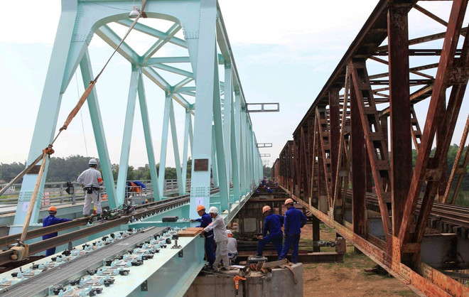 Thay nhịp mới, cầu Trà Bồng đảm bảo tốc độ và an toàn tàu Bắc-Nam ảnh 3