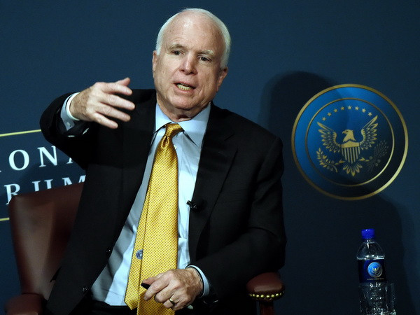 Tổng thống Ukraine bổ nhiệm Thượng nghị sỹ Mỹ McCain làm cố vấn ảnh 1