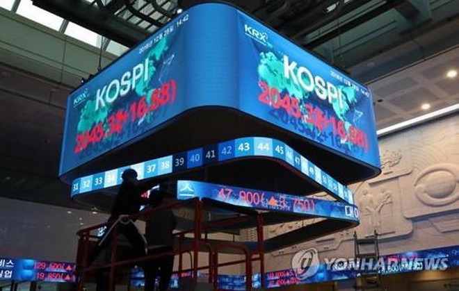 Các chỉ số chứng khoán của Hàn Quốc đồng loạt giảm sâu ảnh 1