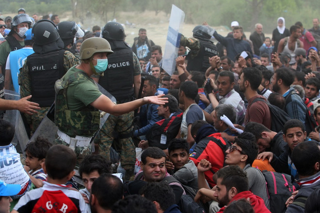 Chủ tịch EU cảnh báo khủng hoảng người di cư còn kéo dài ảnh 1