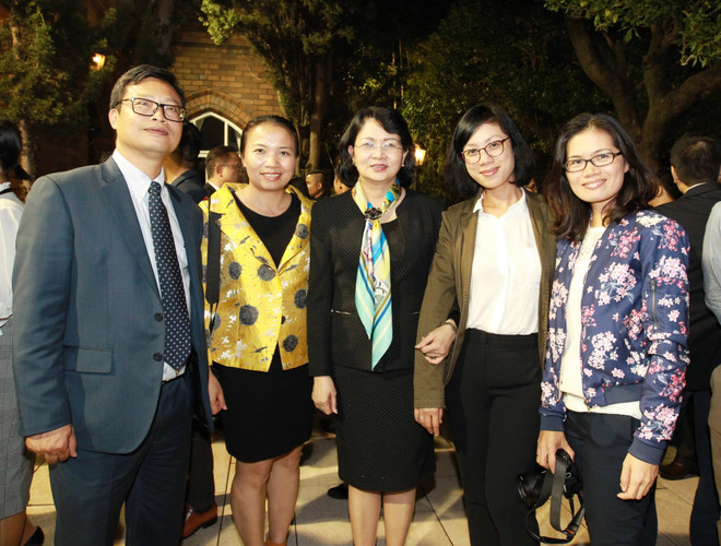 Phó Chủ tịch nước thăm Tổng lãnh sự quán và gặp gỡ kiều bào tại Sydney ảnh 3