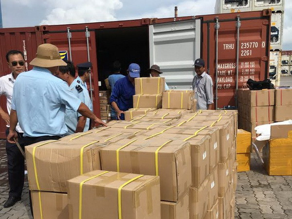 Phát hiện lô hàng Trung Quốc nhập lậu trị giá hơn 1 tỷ đồng ảnh 1