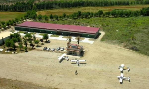 Rơi máy bay hạng nhẹ ở Tây Ban Nha, hai vợ chồng thiệt mạng ảnh 1