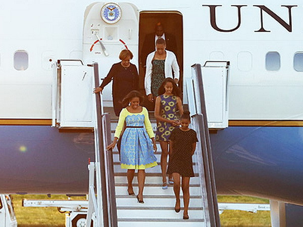 Đệ nhất Phu nhân Mỹ thăm Anh thúc đẩy hoạt động từ thiện ảnh 1