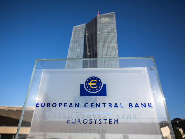 Trụ sở ECB tại Frankfurt (Đức). (Nguồn: EPA/TTXVN) Các ngân hàng Eurozone tận dụng cơ hội vay giá rẻ cuối cùng từ ECB ảnh 1