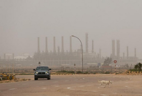 Sản lượng dầu thô của Libya tăng lên 700.000 thùng mỗi ngày ảnh 1