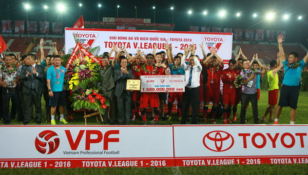 Không cho phép tổ chức trao cúp vàng cho đội bóng Hải Phòng ảnh 1