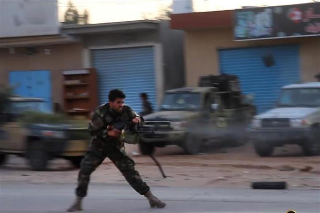 Tổng thống Mỹ và Tướng Haftar trao đổi về tình hình Libya ảnh 1