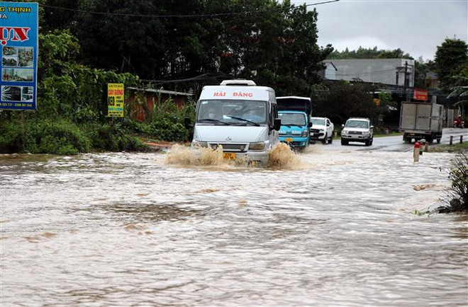 Bắc Bộ và Thanh Hóa mưa to trong đêm, có nơi trên 120mm ảnh 1
